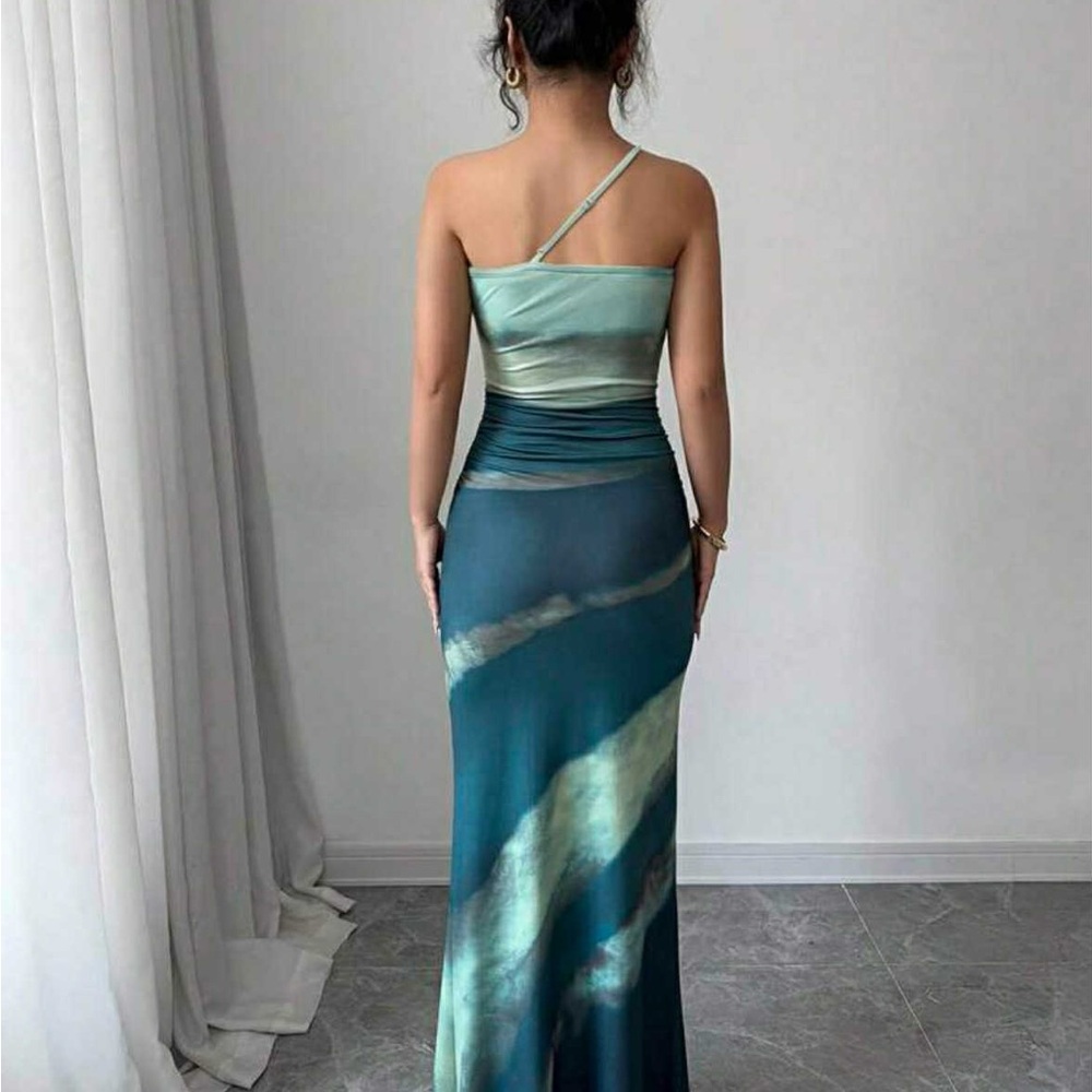 🏖️Last chance, 
NWT SHEIN Green and Blue One Shoulder Bodycon Dress - Picture 2 of 6